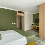 Portobello Wellness 4*