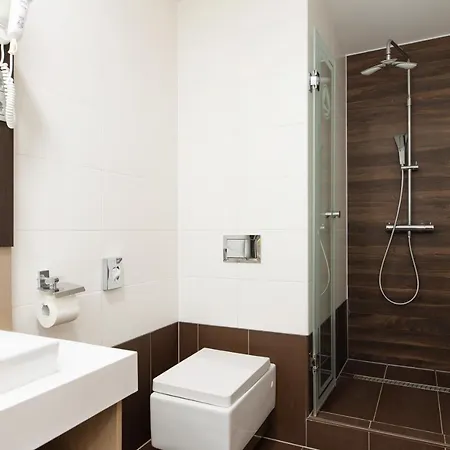 Portobello Wellness 4* エステルゴム