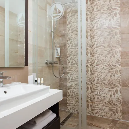 Hotel Portobello Wellness & Yacht