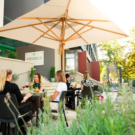Portobello Wellness & Yacht 4* Esztergom