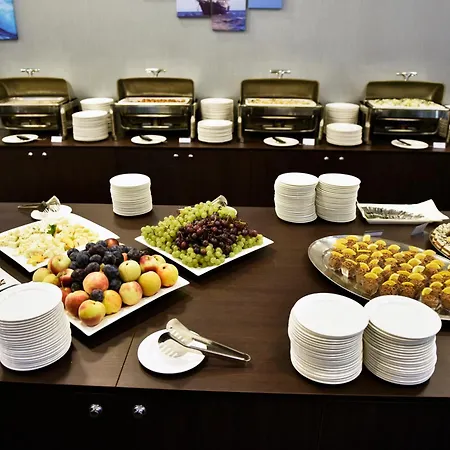 Portobello Wellness & Yacht