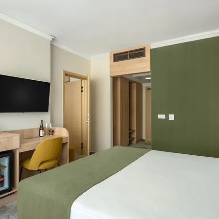 Portobello Wellness 4* Esztergom
